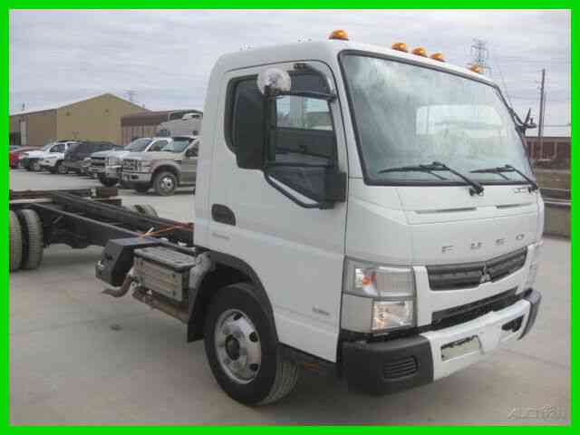 MITSUBISHI FE180 4 CYL TURBO DIESEL AUTO CAB AND CHASSIS (2013)