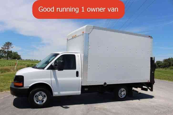 Chevrolet 12 ft box liftgate inner city tall box (2014)
