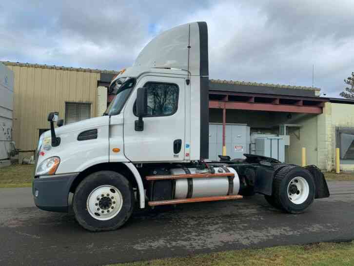 Freightliner Cascadia Single Axle (2014)