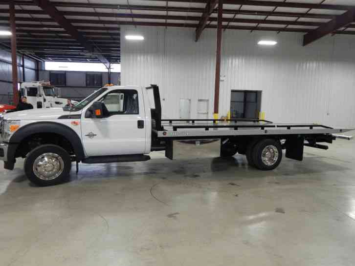 Ford F-550 4x4 (2015)