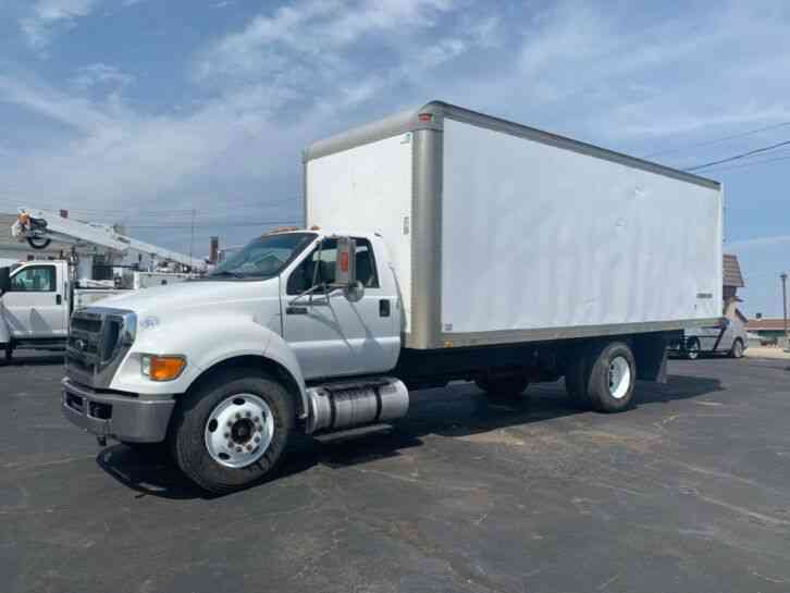 Ford F-650 24FT BOX DELIVERY TRUCK CUMMINS (2015)
