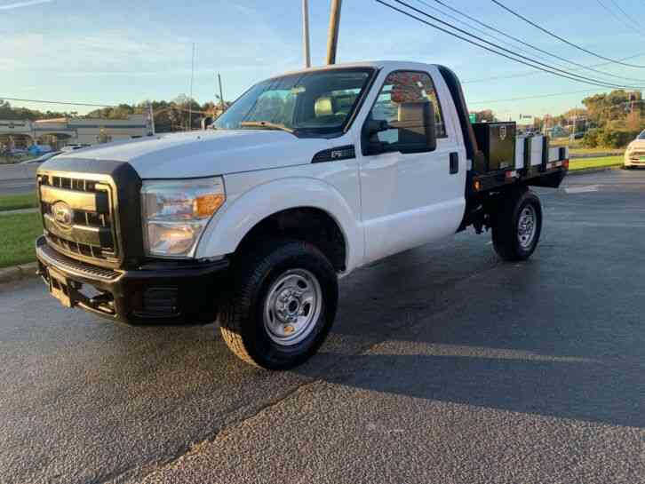 FORD F350 4X4 FLAT BED WITH 5TH WHEEL HITCH F350 4X4 FLAT BED WITH 5TH WHEEL HITCH (2015)