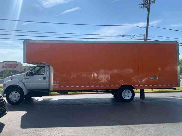 Ford F650 BOX TRUCK PERFECT MOVING TRUCK ONLY 75K MILE (2015)