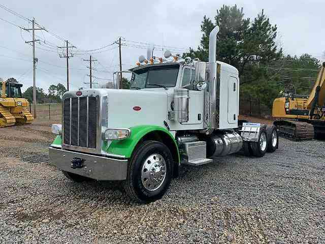 Peterbilt 389 (2015)