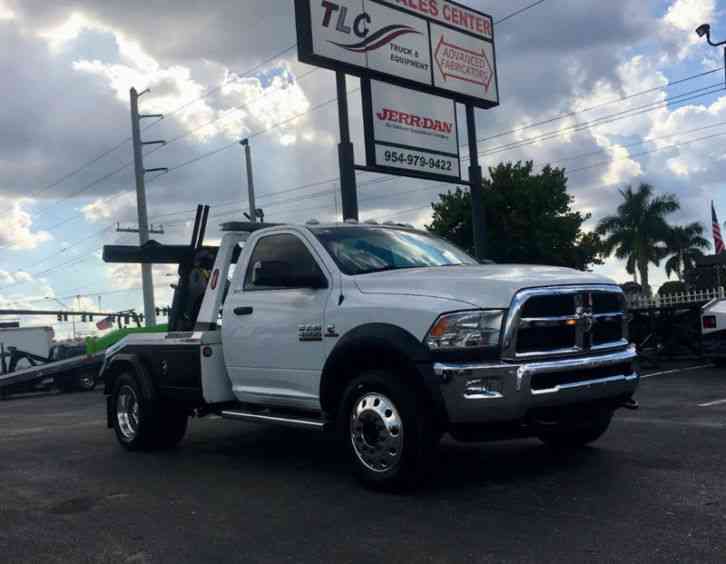 Ram 4500 SLT. 4X2 JERRDAN MPL-NG AUTO LOADER WRECKER TOW TR (2015)