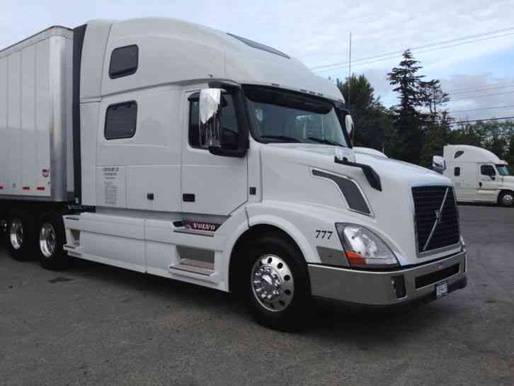 Volvo VNL780 for sale (2015)