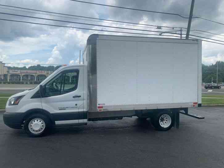 Ford T350 12' BOX WITH A POWER STROKE DIESEL 68K MILES (2016)
