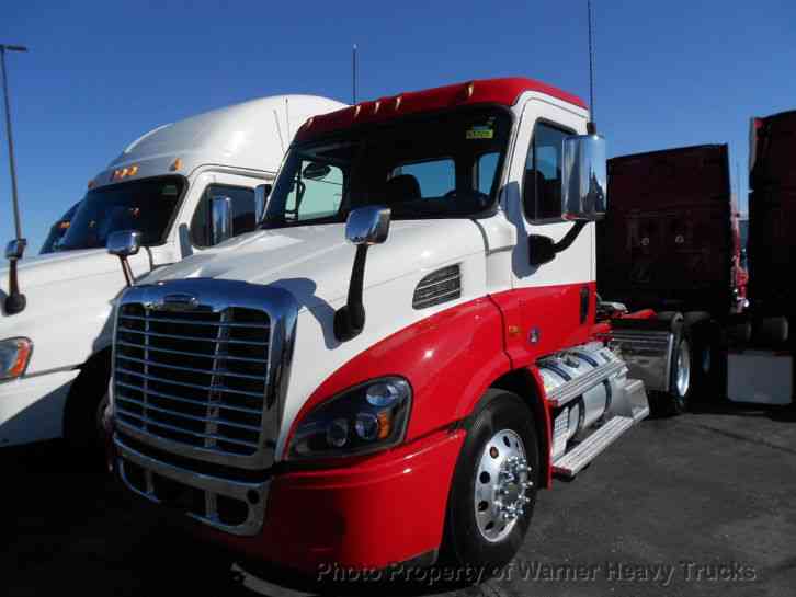 Freightliner Cascadia Day Cab (2016)