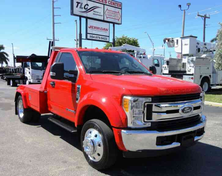 Ford F450 XLT JERR-DAN MPL-NGS WRECKER TOW TRUCK. 4X2 (2017)