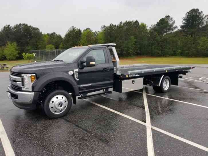 Ford F-550 4X4 (2018)