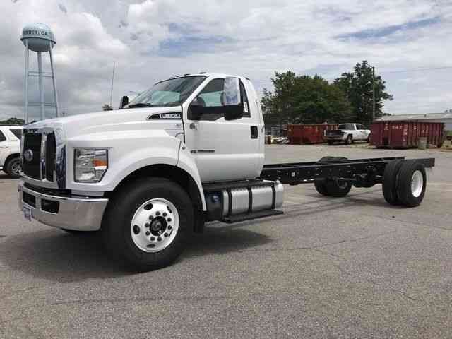 Ford F-650 -- (2018)