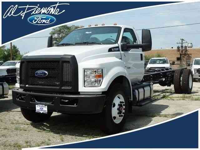 Ford F-750 -- (2018)