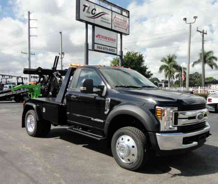 Ford F450 XLT JERR-DAN MPL-NGS WRECKER TOW TRUCK. 4X2 (2019)