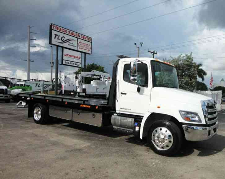 HINO 268A 22FT JERRDAN ROLLBACK TOW TRUCK. . 22SRR6T-LPW (2019)