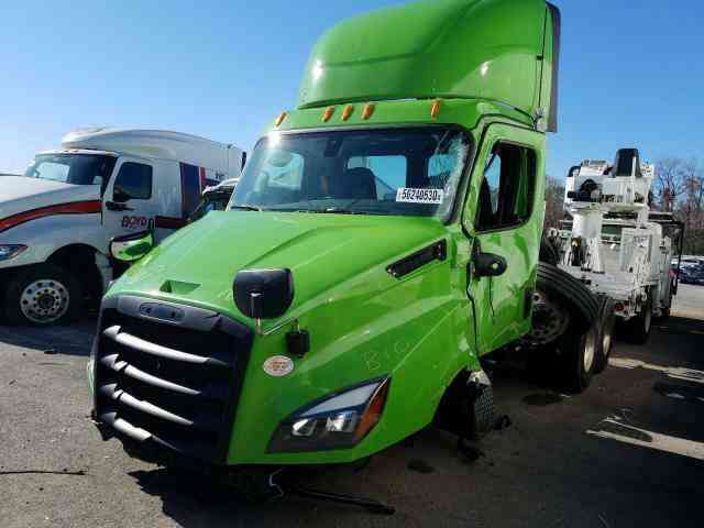 Daycab Semi Trucks