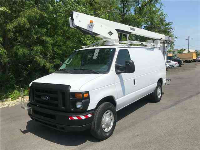 Ford E350 36ft BUCKET TRUCK Super Duty Commercial (2012)
