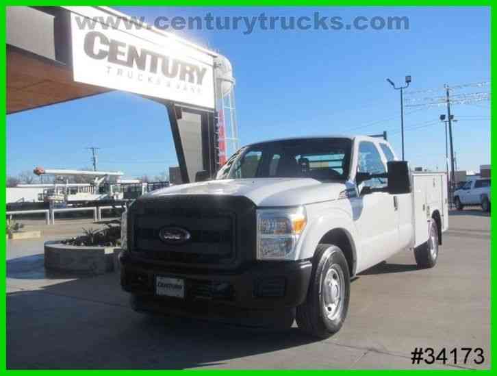 Ford F350 SRW EXTENDED CAB UTILITY (2012)