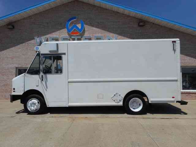 Freightliner Step Van (1998) : Van   Box Trucks