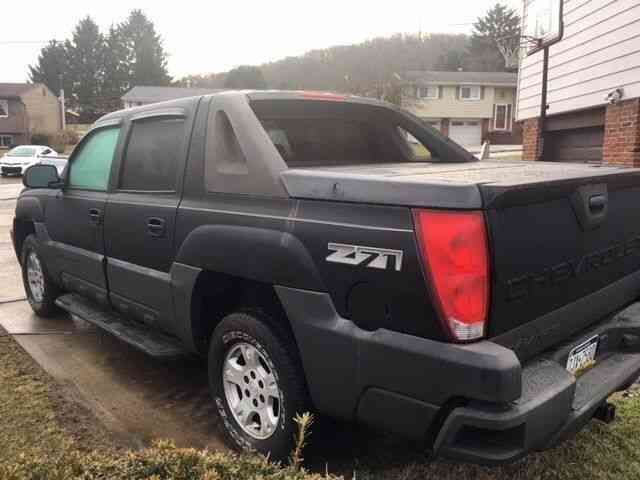 Chevrolet Avalanche (2003)