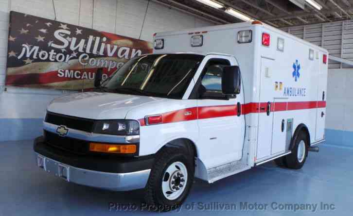 Chevrolet express cutaway g3500 ambulance (2010)