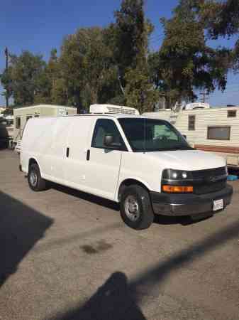 Chevy Express 3500 Refrigerated Cargo Van Gas Thermoking V300 (2007)