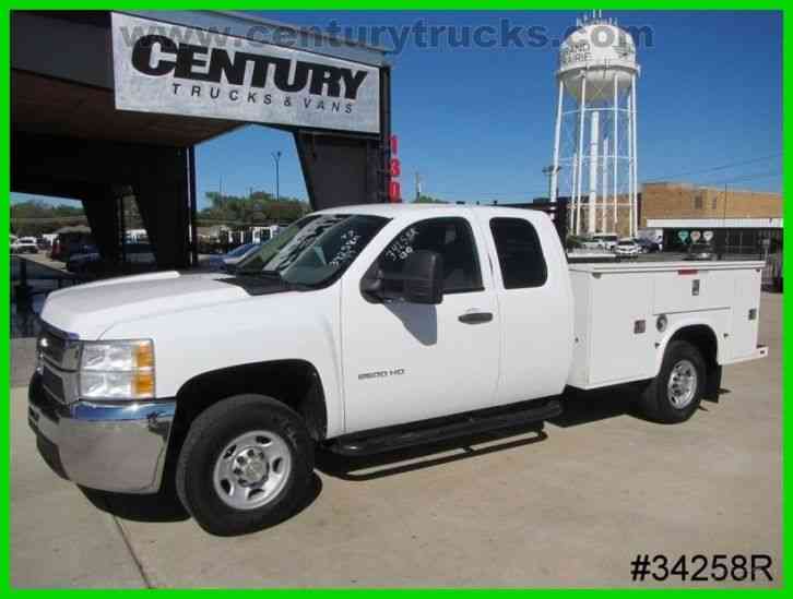 Chevrolet 2500 EXTENDED CAB SERVICE TRUCK (2010)