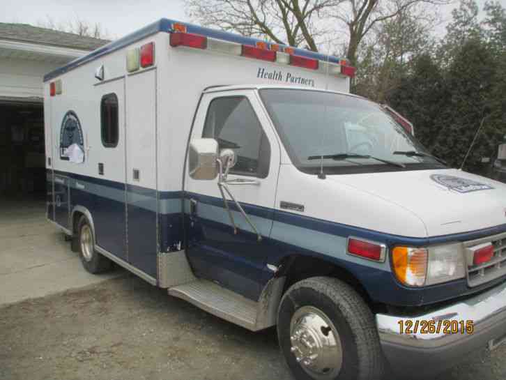 Ford E-350 M/M Type 3 (1996)