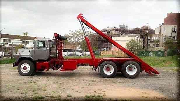 Mack 690 SX (1998)