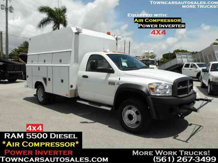 Dodge RAM 5500 4x4 ENCLOSED UTILITY TRUCK AIR COMPRESSOR (2010)