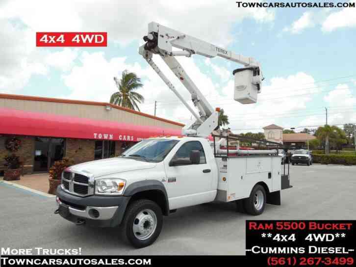 Dodge Ram 5500 4x4 Bucket Truck (2009)