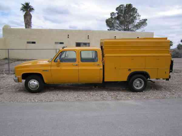 GMC 1-ton, 2x, 4-door, 90, 000 miles (1986)