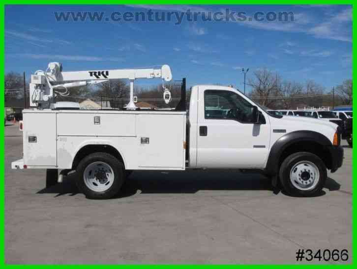 Ford F-550 REGULAR CAB SERVICE TRUCK (2007)