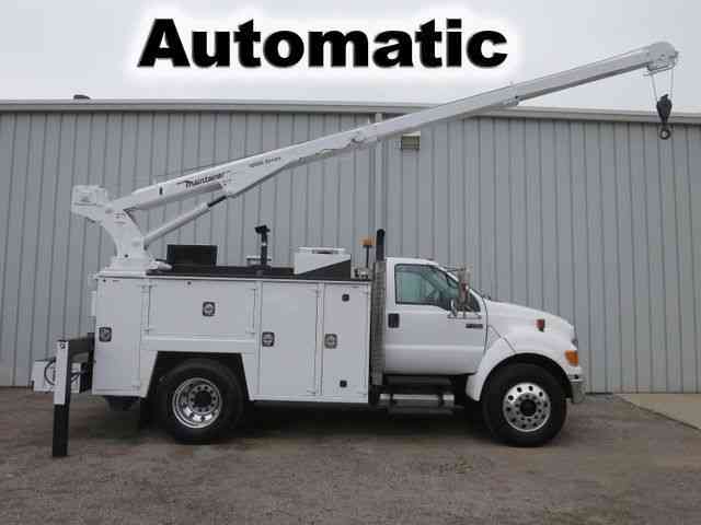 Ford Super Duty F-750 XLT 11FT UTILITY SERVICE CRANE TRUCK (2008)