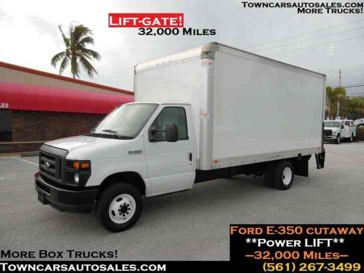 Ford E350 Box Truck Loaded (2017)