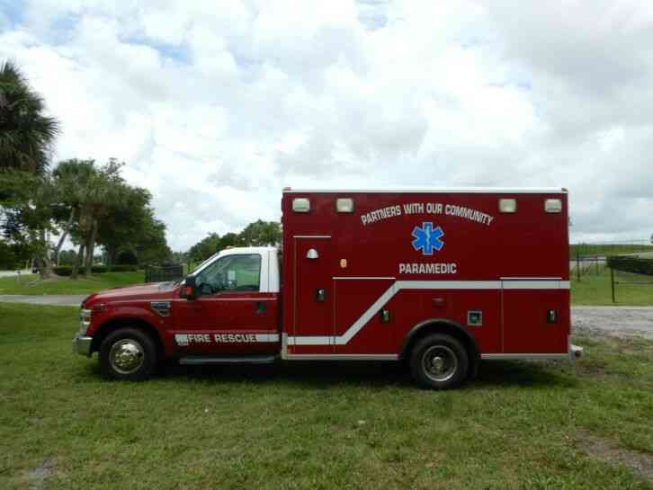 Ford F350 Super Duty Ambulance (2008)