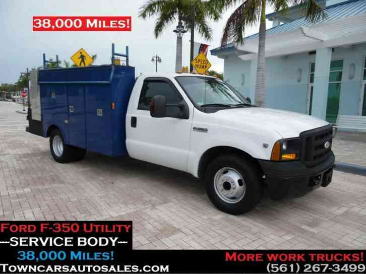 Ford F350 Utility SERVICE TRUCK 38, 000 Miles (2006)