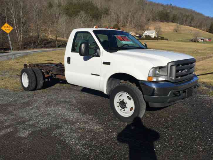 Ford F450 7. 3L Turbo Diesel Low Mileage Cab & Chassis (2002)