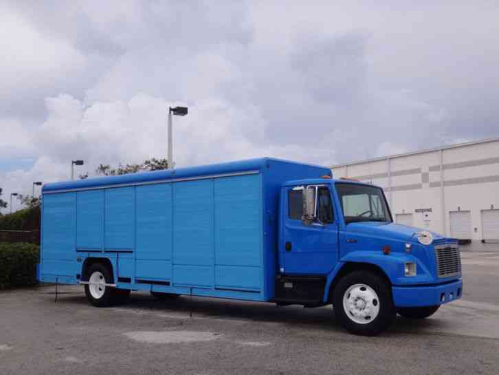 Freightliner FL70 Beverage Delivery Truck (2003)