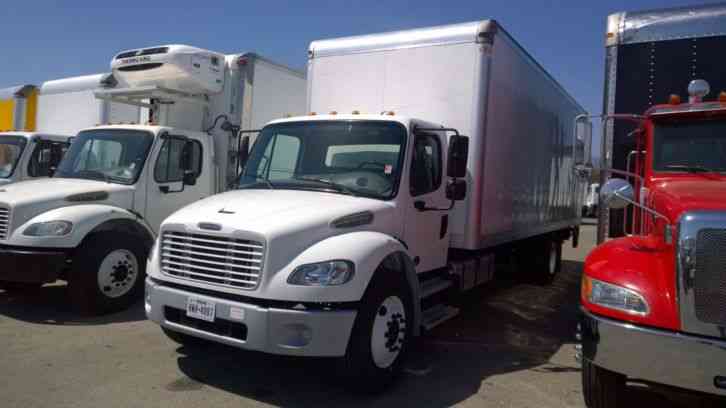 Freightliner 24ft Box Truck-Auto- PRICE REDUCED BELOW KBB WHOLESALE- (2014)