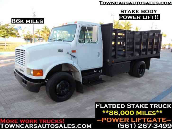 International 4700 Flatbed Stake Truck with LIFTGATE (1997)