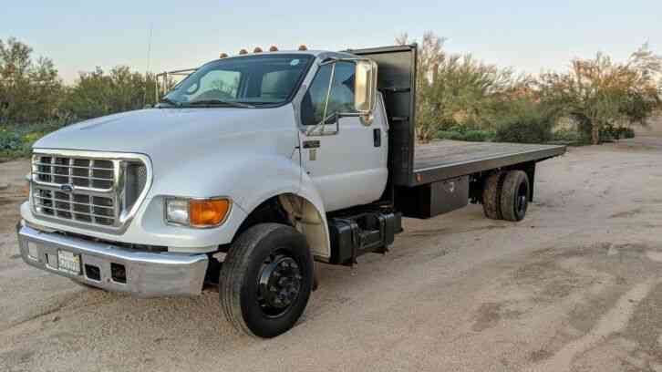 Ford F650 Flatbed 66k miles Cummins Automatic flat bed (2003)
