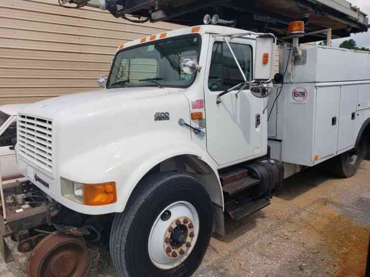 International 4900 (1999)