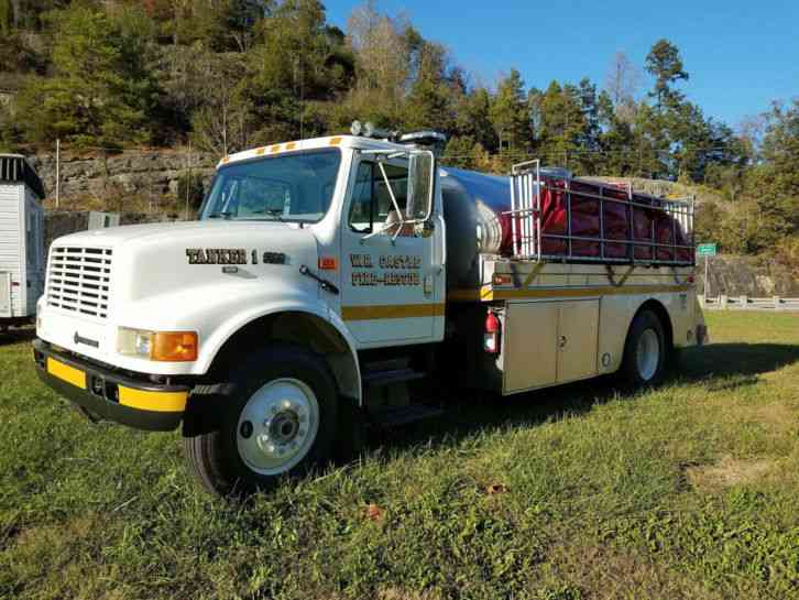 International 4900 (1996)