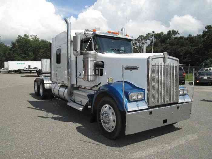 Kenworth W900L (2000)