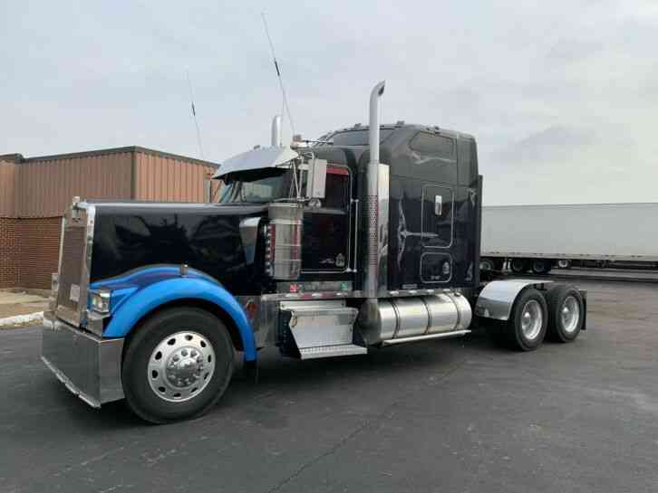 Kenworth W900L (2001)