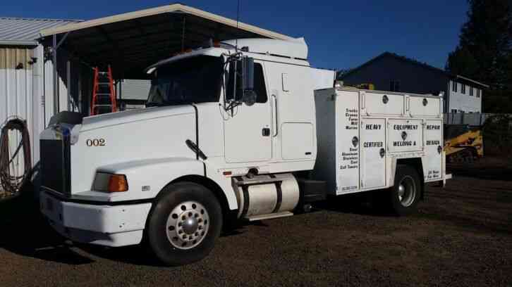 Mechanics Service Truck (1994)