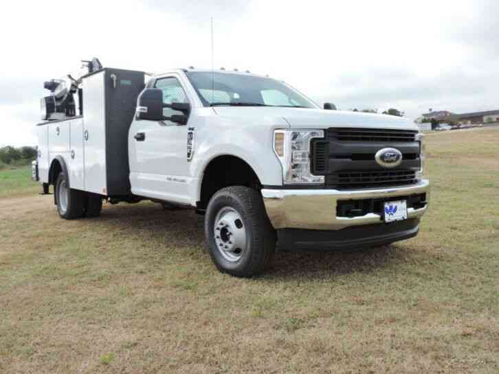 Ford F-350 Chassis (2019)
