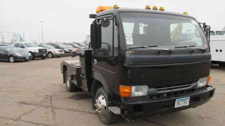 1998 Nissan ud tow truck #10