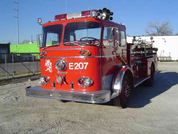Seagrave 800KB (1962) Emergency & Fire Trucks