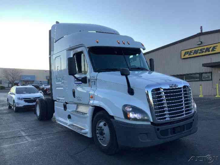 Penske Used Trucks - unit # 331896 - 2019 Freightliner CASCADIA 125